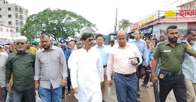 কুমিল্লা শহরে প্রাণিসম্পদমন্ত্রী